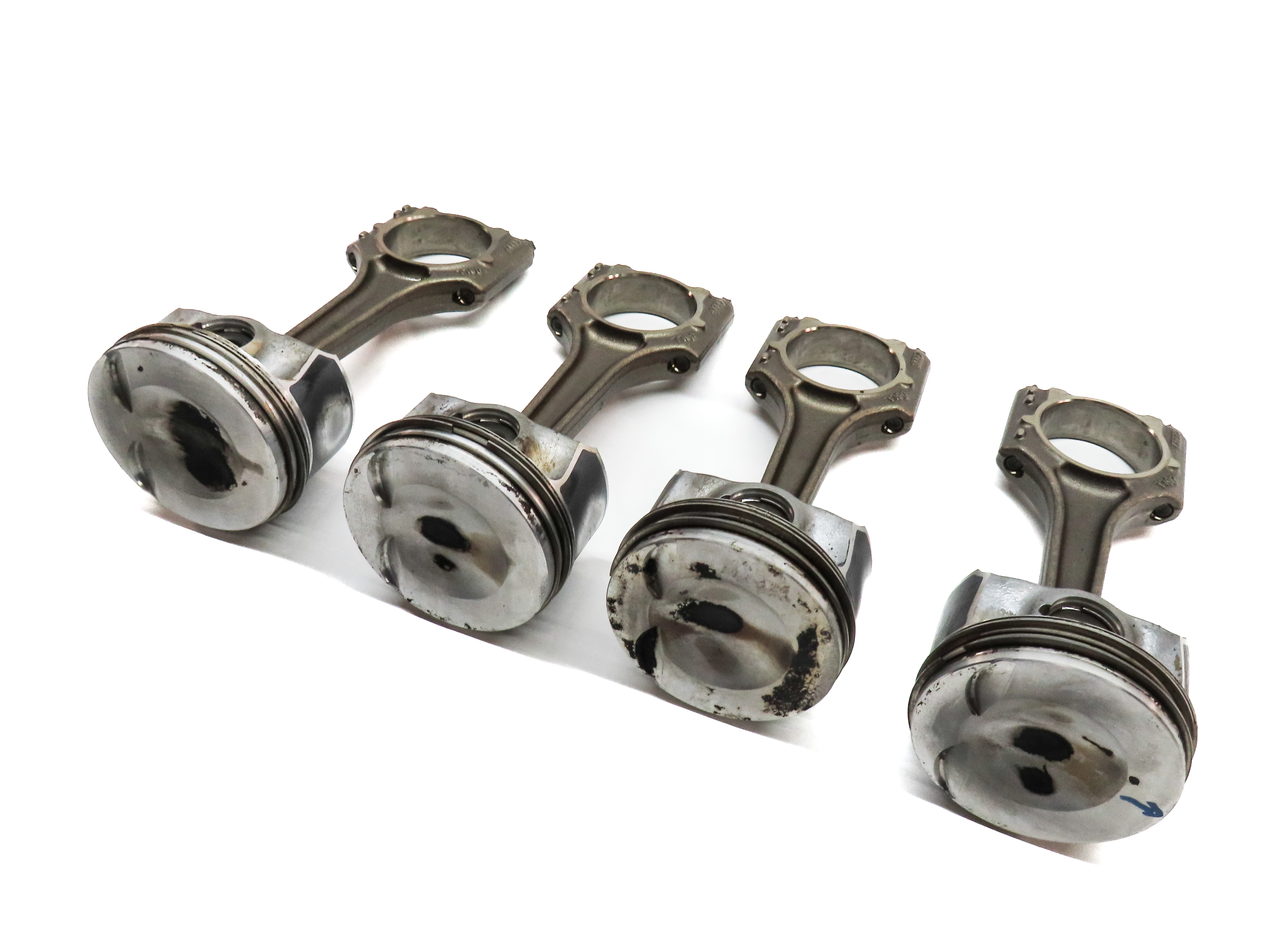 2015-2018 AUDI Q3 (8U) 2.0L CCTA TURBO ENGINE PISTON w/ CONNECTING ROD SET/4 — exact item pictured